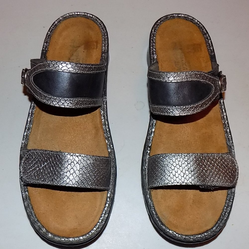 Naot black/silver embossed leather EU42 US11-11.5